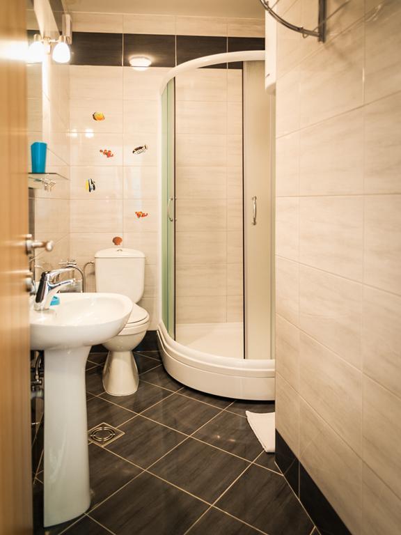 Apartments Viktoria Tivat Exterior photo